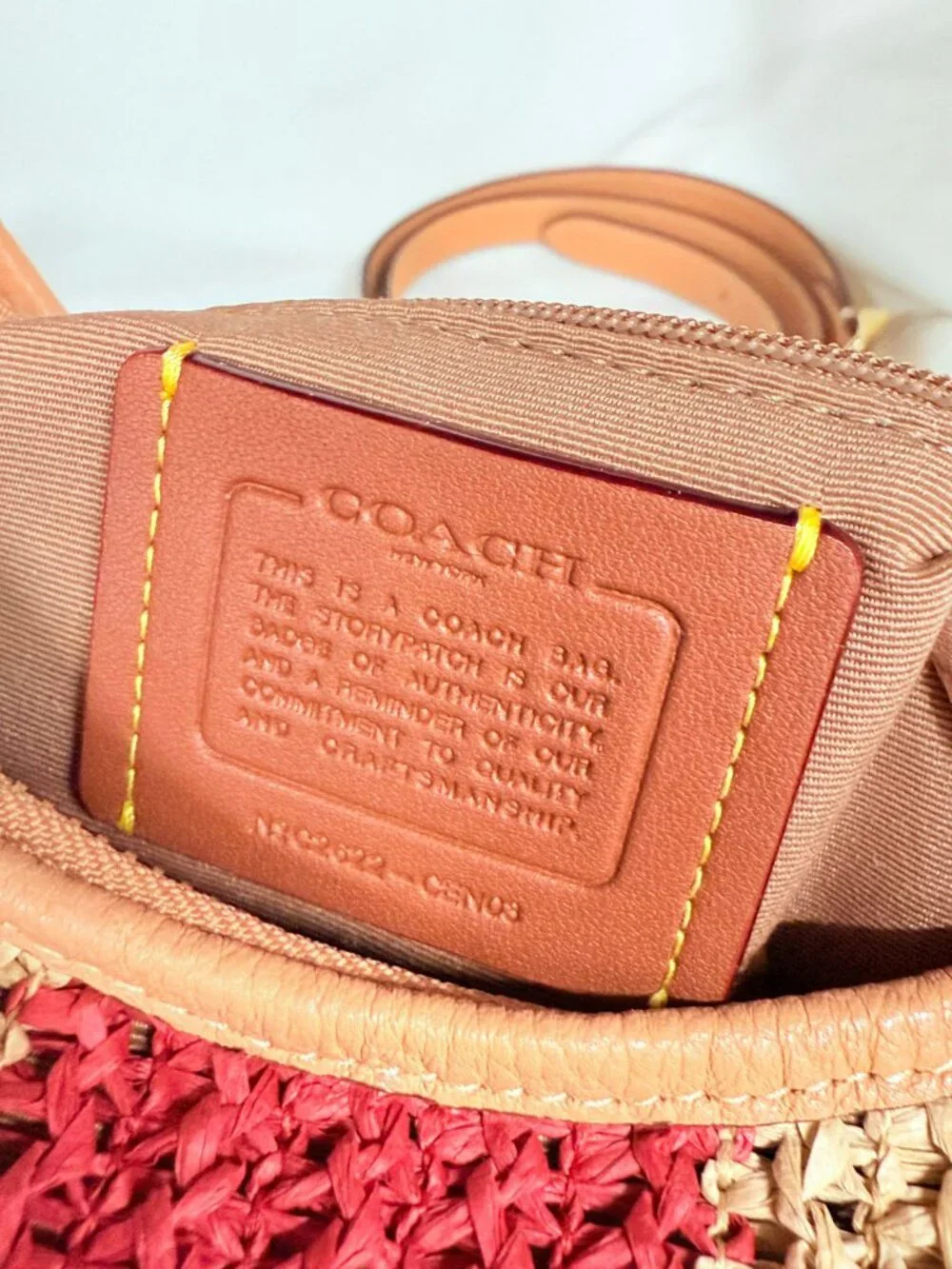 coach Emily Shoulder Bag With Charm cen03